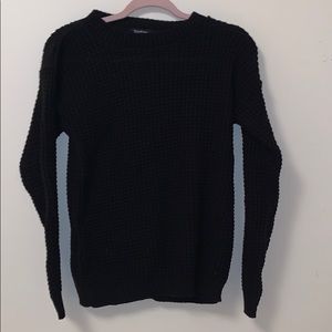 boohoo black tightly fitted sweater